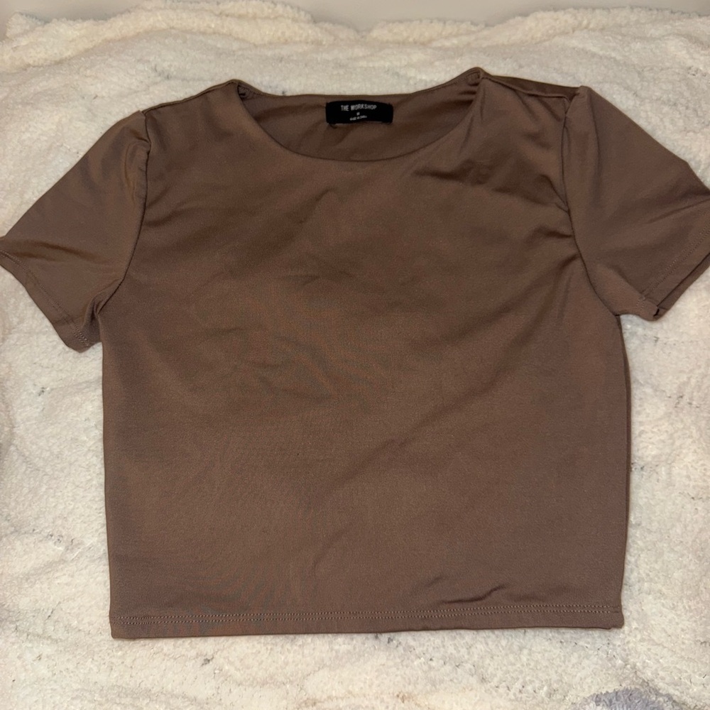 brown woman’s crop top